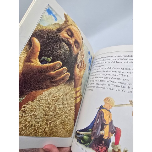 Tom Thumb Retold and Illustrated Richard Jesse Watson Hardcover Childrens Book - Picture 7 of 7